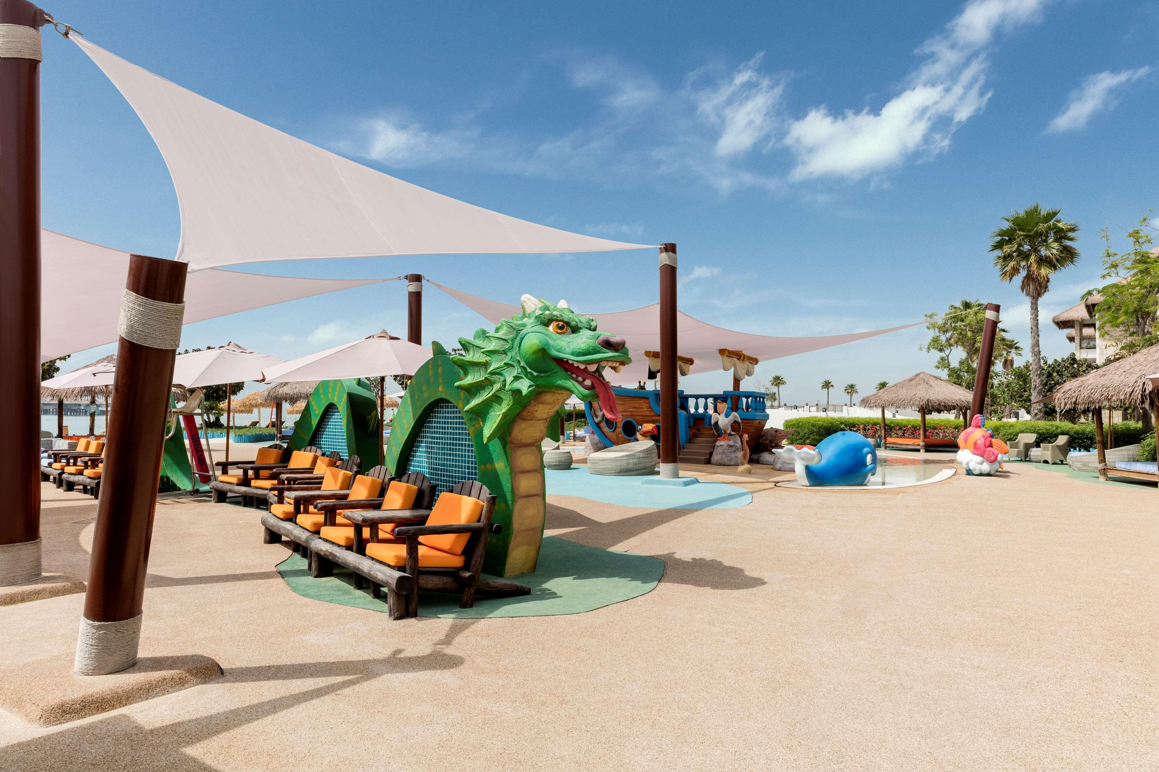 Banana Island Resort Doha By Anantara Exteriér fotografie The Atlantis Paradise Island water park