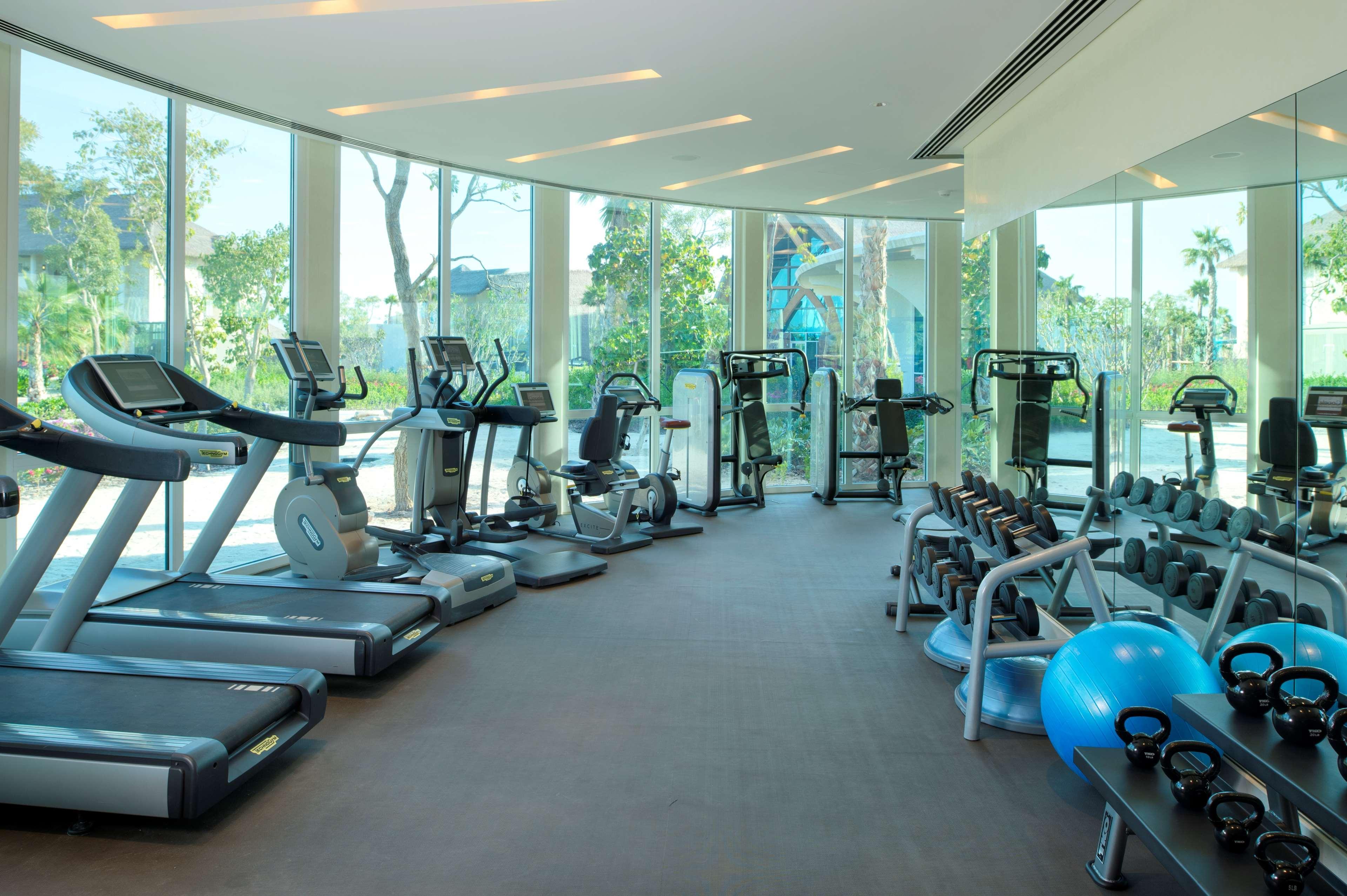 Banana Island Resort Doha By Anantara Exteriér fotografie A gym at a hotel